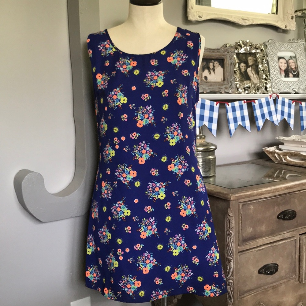 Navy Floral shift dress